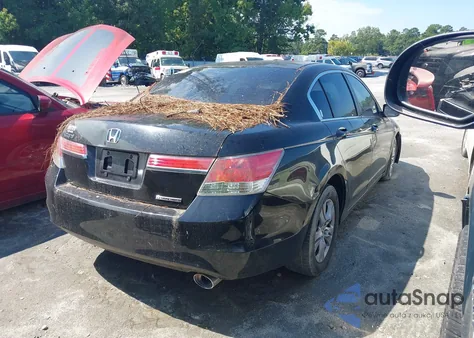 2011 Honda Accord 2.4 Se z USA, uszkodzony, nr VIN 1HGCP2F66BA136132